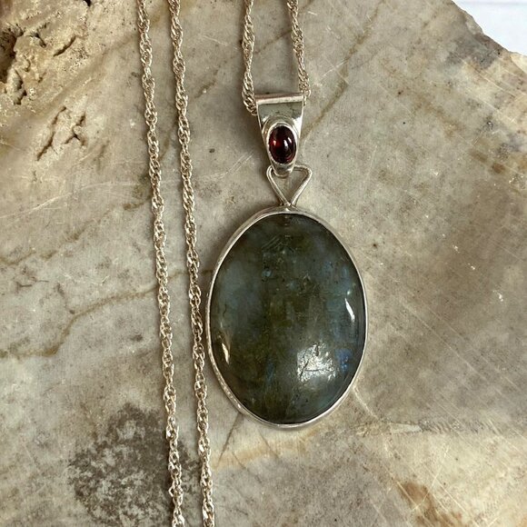 Sterling Silver 925 Bezel Set Oval Labradorite Garnet Pendant Necklace 20" Chain - Picture 6 of 16